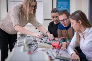especialistas em marketing para escolas tecnica e profissionalizante