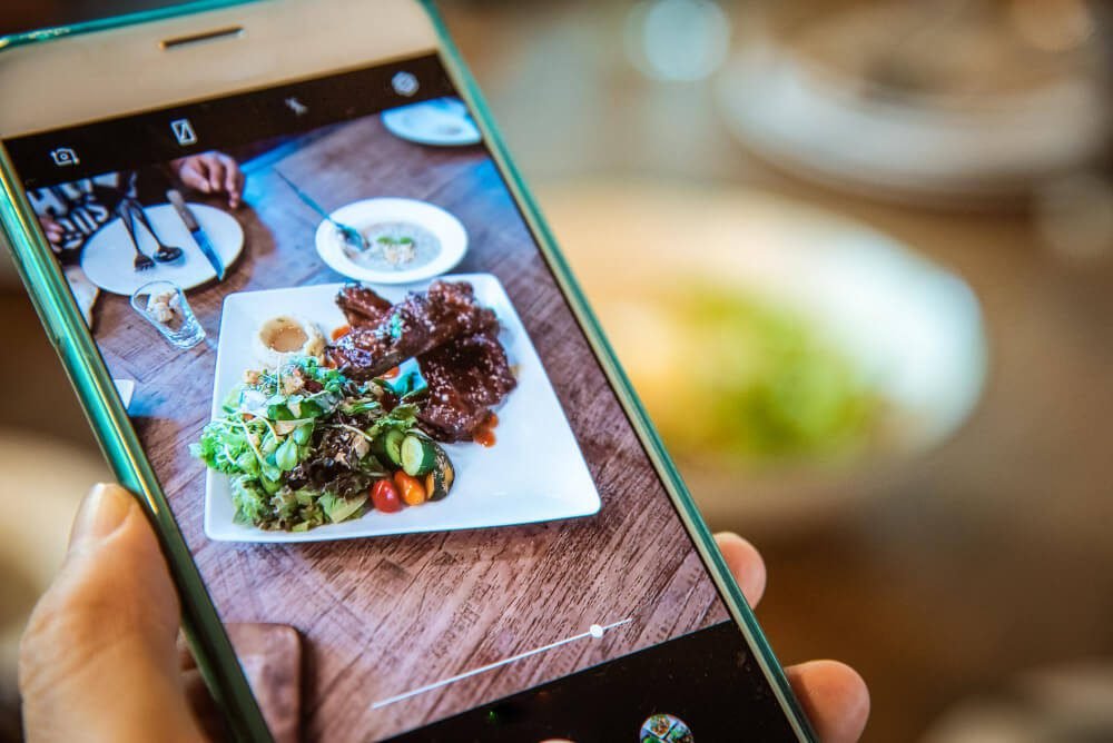 Benefícios de uma presença forte nas redes sociais para Restaurantes