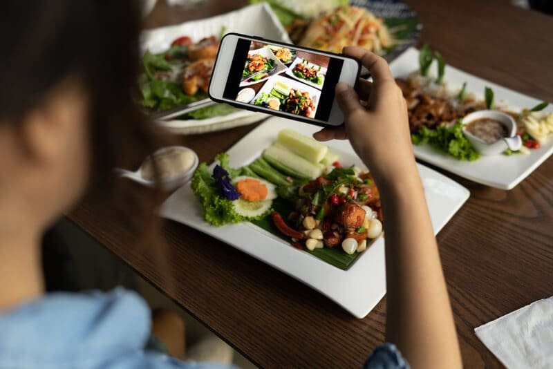 5 dicas importantes para seu restaurante brilhar no TikTok