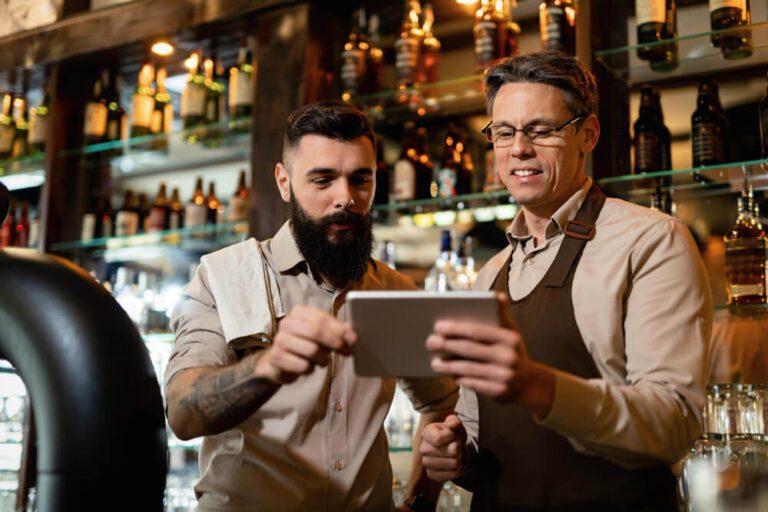 Marketing para bares 12 formas de fazer e se destacar